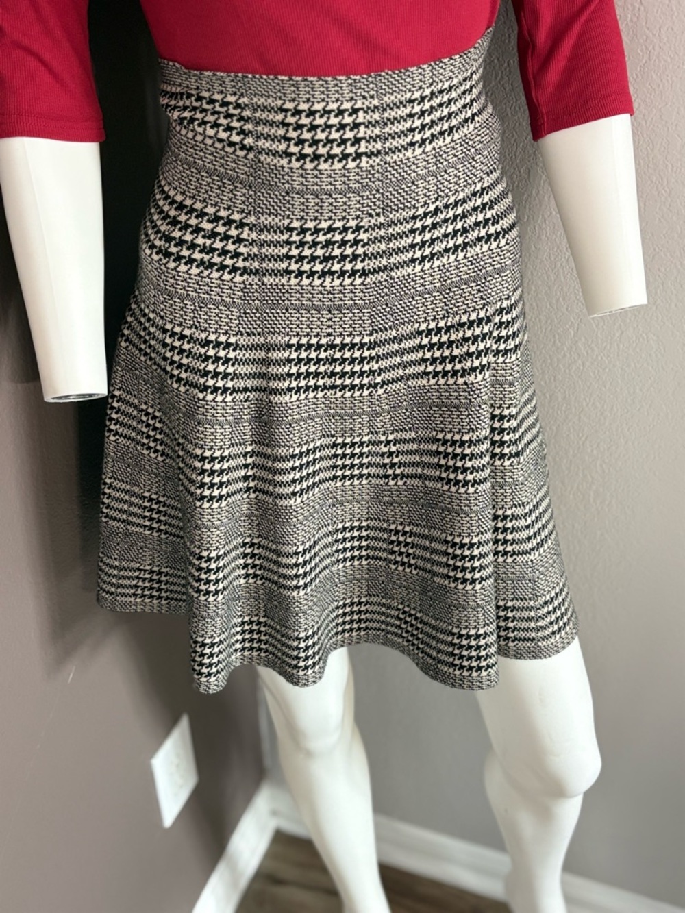 Max Studio Black & White Plaid Circle Skirt